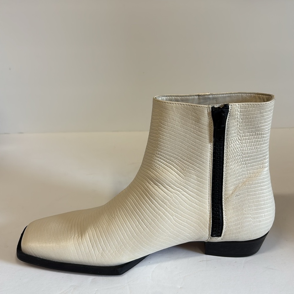 FRAME Le Maddox Leather Ankle Boots Off White Lizard Women's Size 39 - Picture 8 of 10